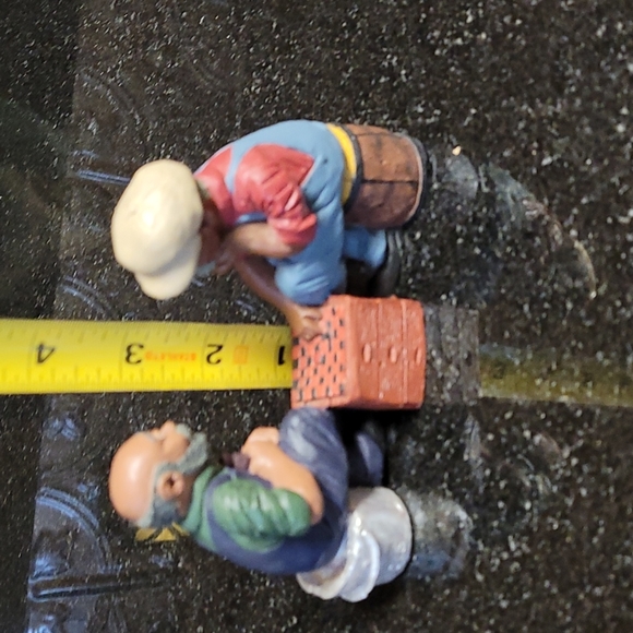 Let's Play Checkers Figurine - Picture 6 of 6